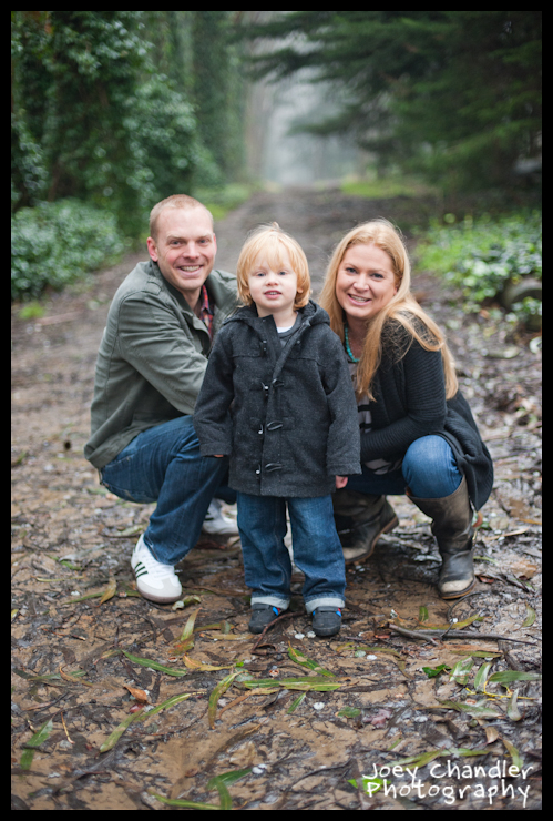 Beautiful Family enjoying the San Francisco rain Caldes-Family-in-beautiful-presidio-trail-San-Francisco