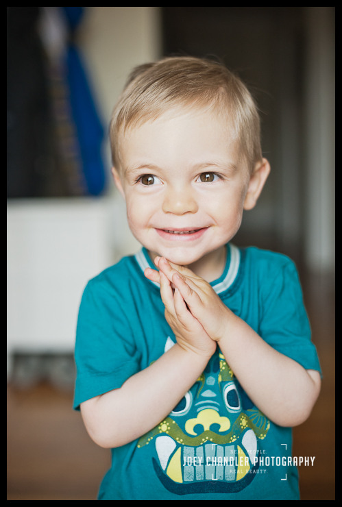 Blonde Boy Clapping for Family Photography Blonde Boy Clapping for Family Photography in San Francisco