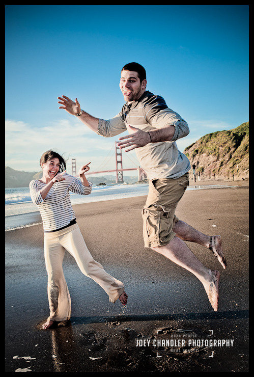Couple jumping for enagement photographs in San Francisco-1 Couple jumping for enagement photographs in San Francisco-1