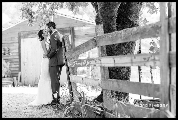 bride and groom kissing at Relais du Soleil